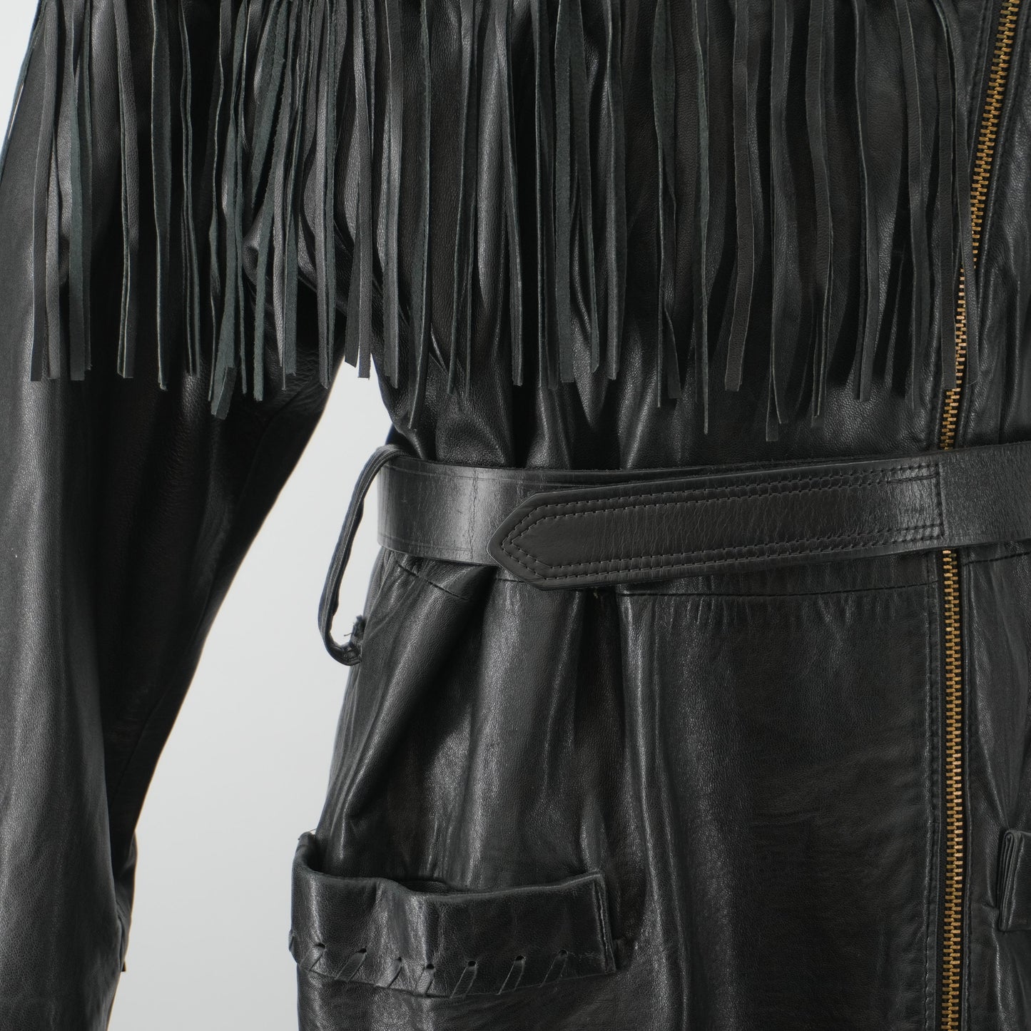 1980svakkoblackfringelambskinleatherjacket-6.jpg