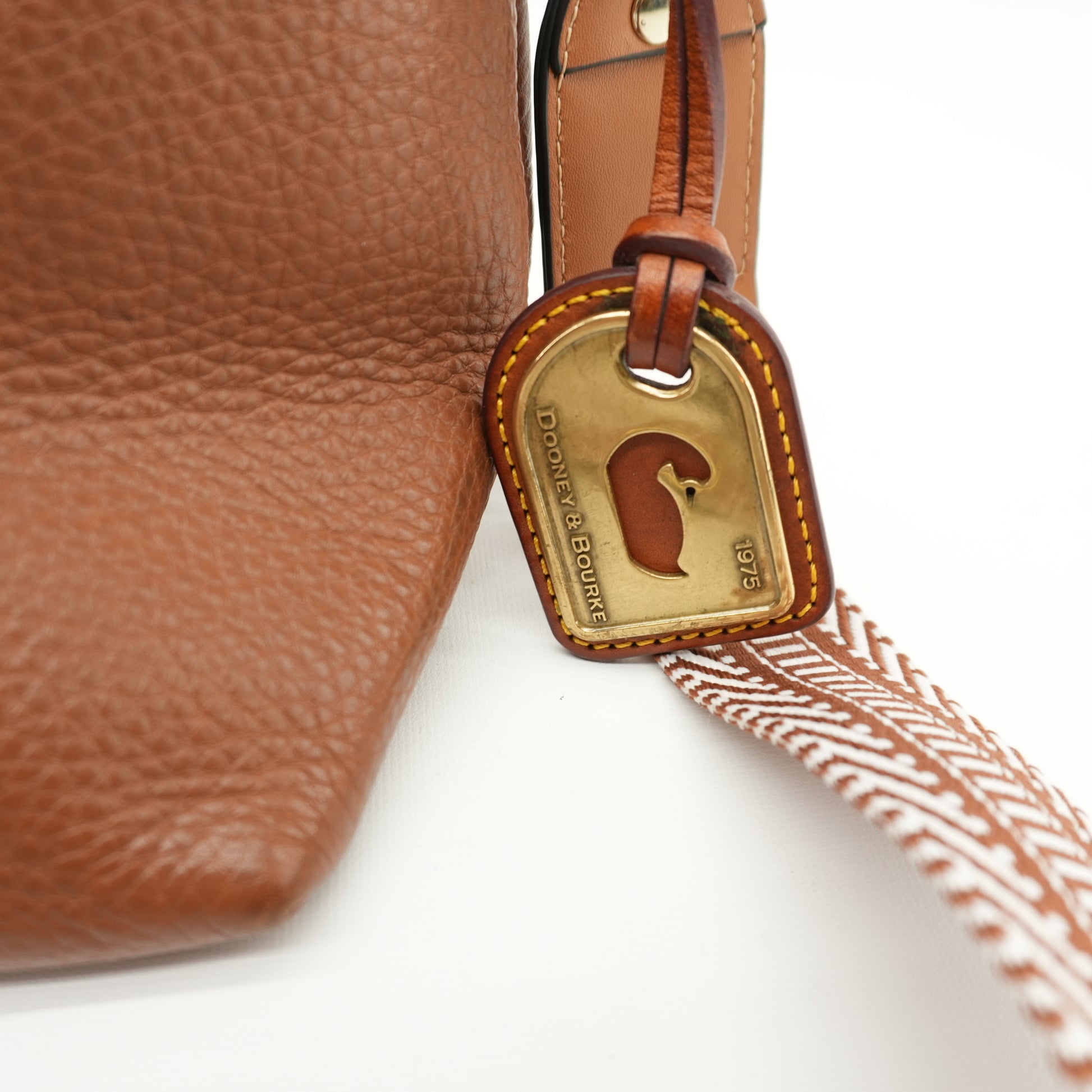 dooneybourkevachettabrownjuliettesatchelshoulderbagy2kleatherpurse-13.jpg