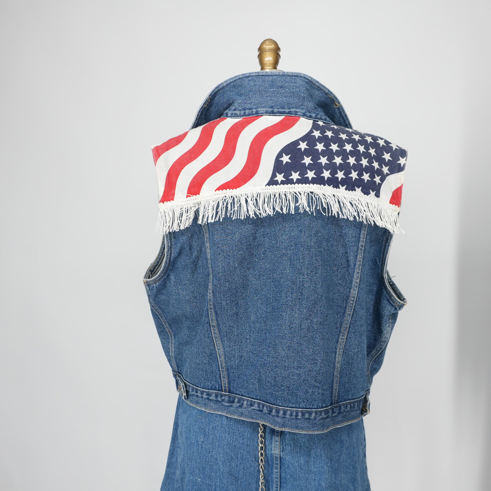 this-is-a-vintage-1980s-90s-de-7.jpg