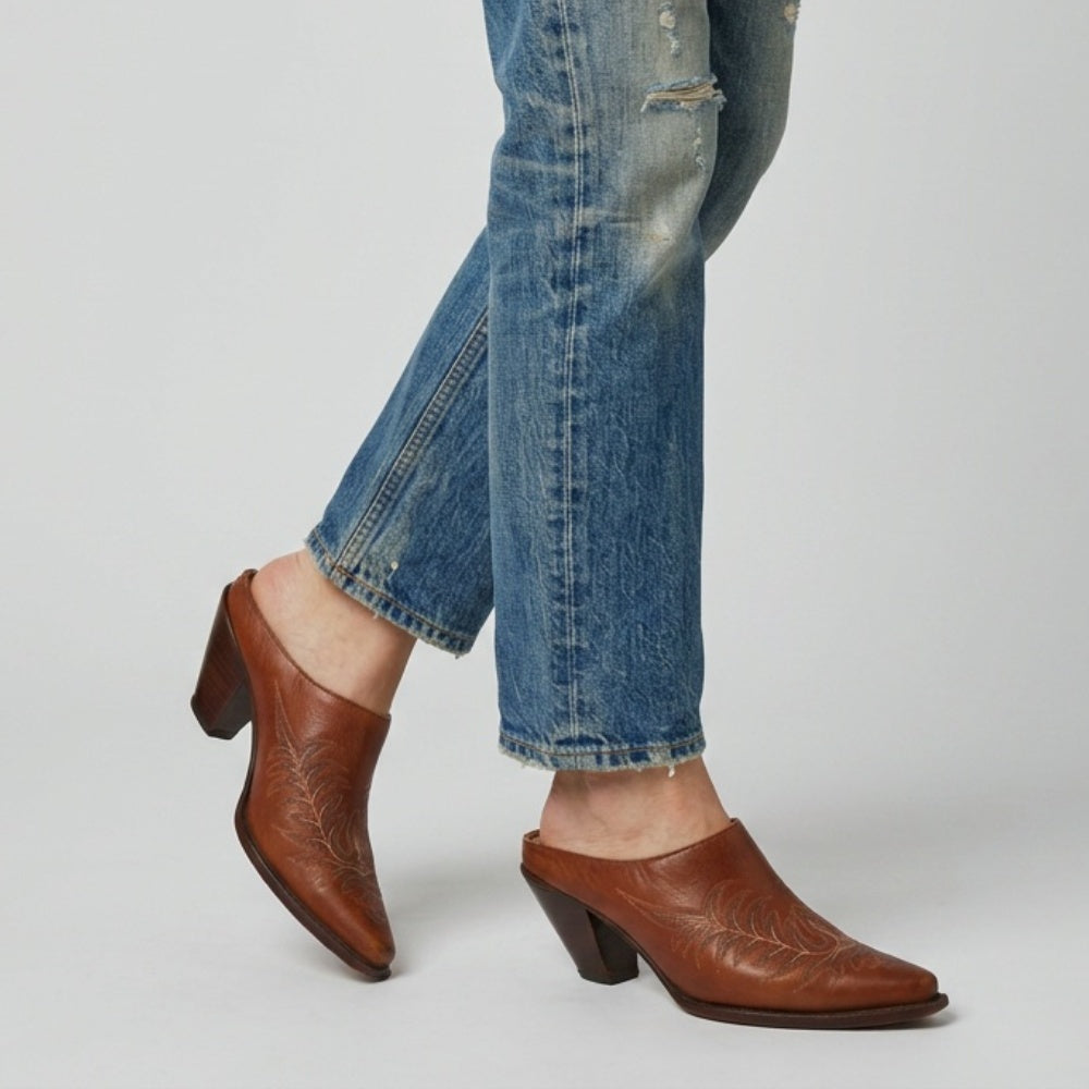 vintagecowgirlbootssize10lucchesepointedtoesouthwesternmules-11.jpg