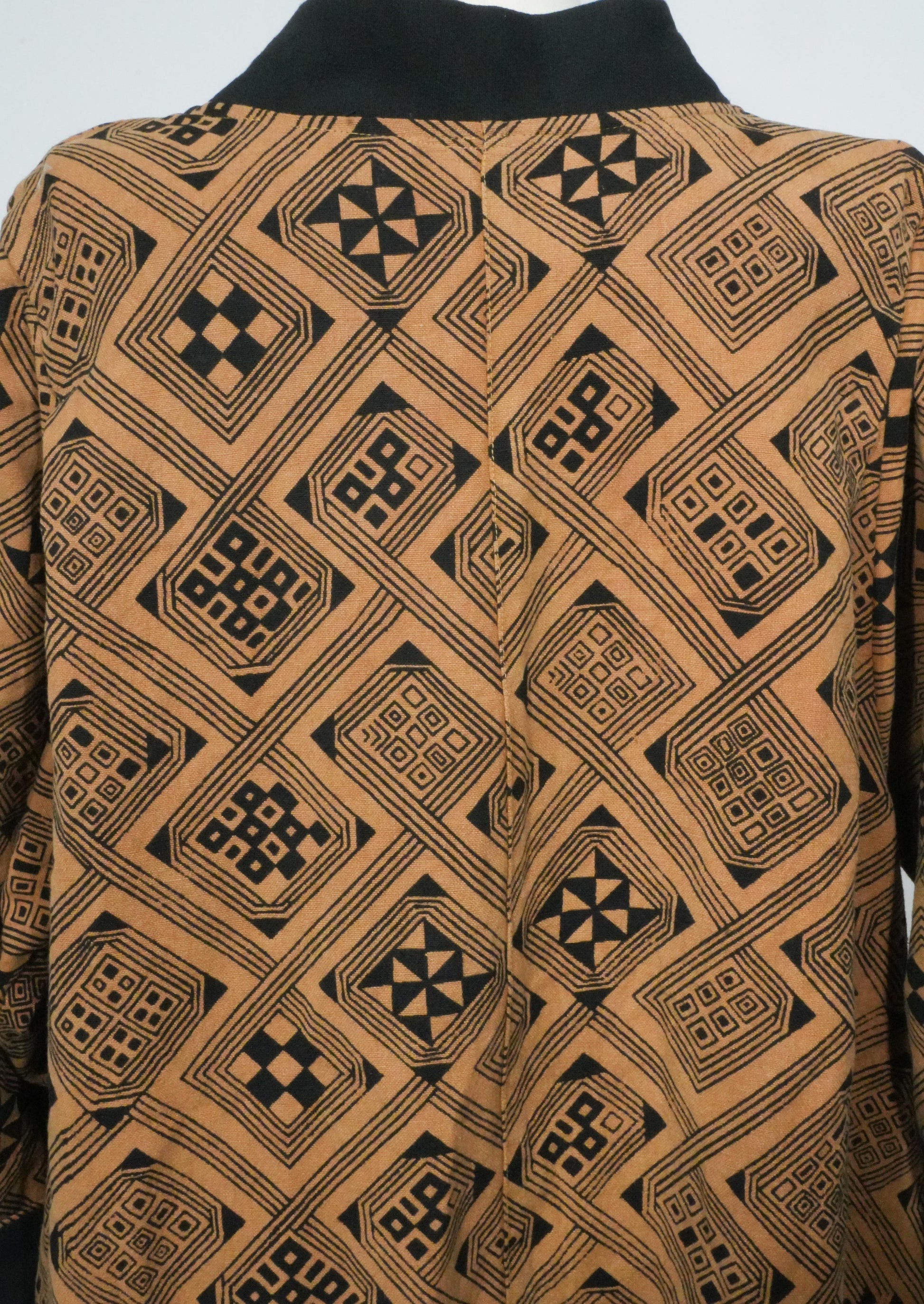 brownandblackpatternedkimonojacket-4.jpg