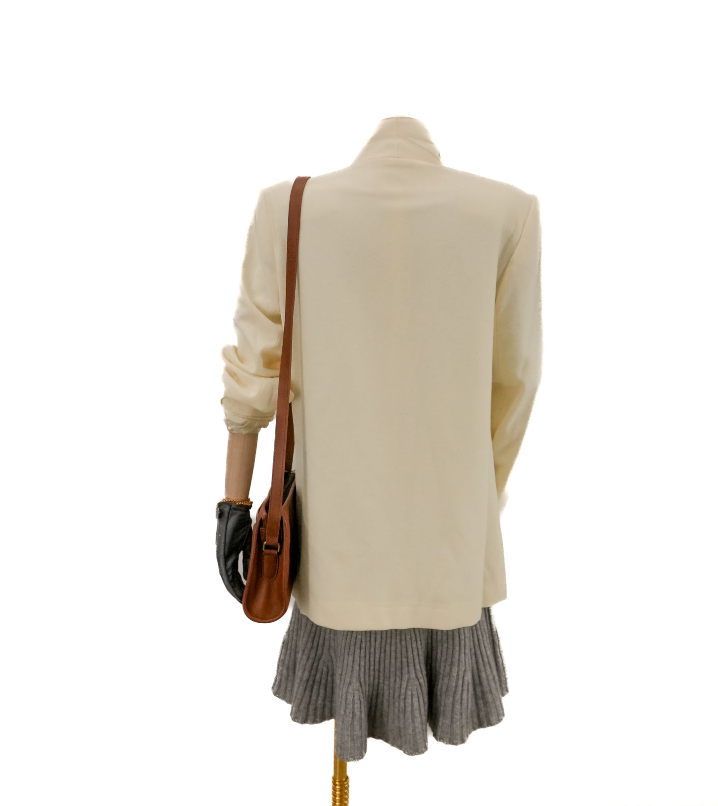 cream-blazer-with-grey-skirt-and-brown-crossbody-bag-5.jpg