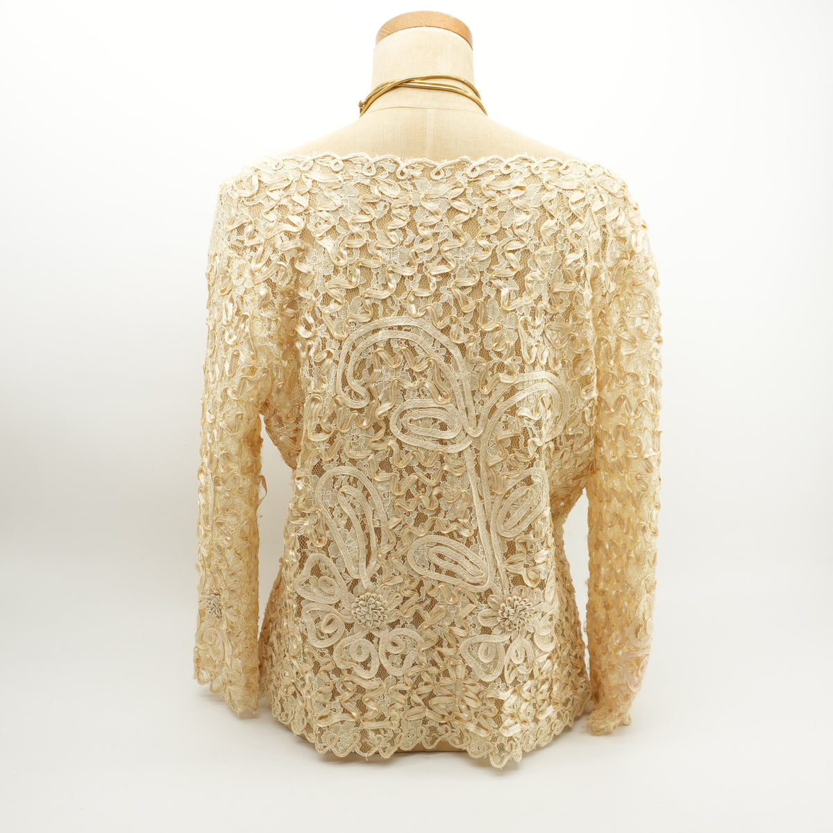 vintagelacetopribbonsequinsartblousepearlcrochetknitguipurefloralsweater-4.jpg