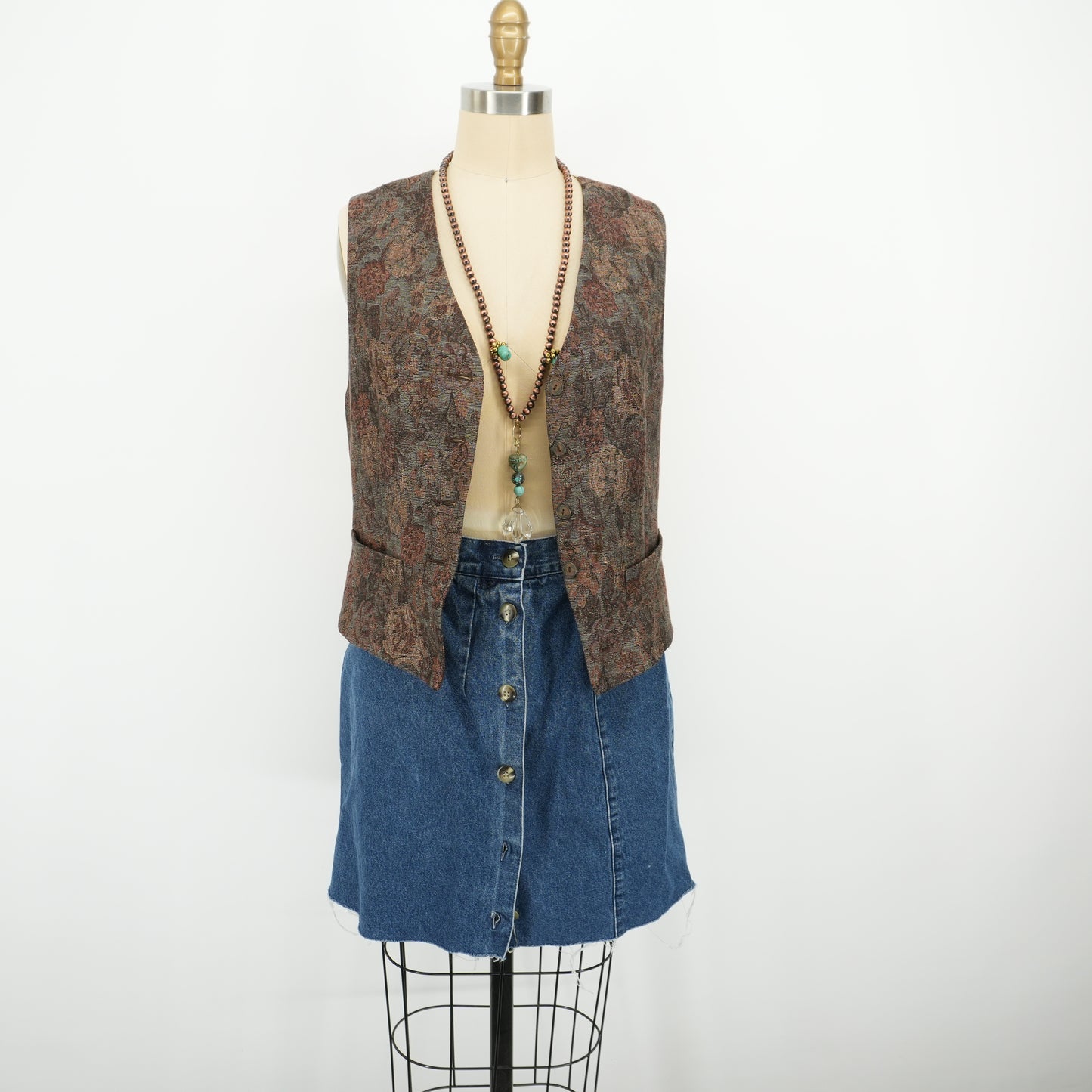 floralvestvintage90sannekleinbrocadetapestryearthtonevestjacket-16.jpg
