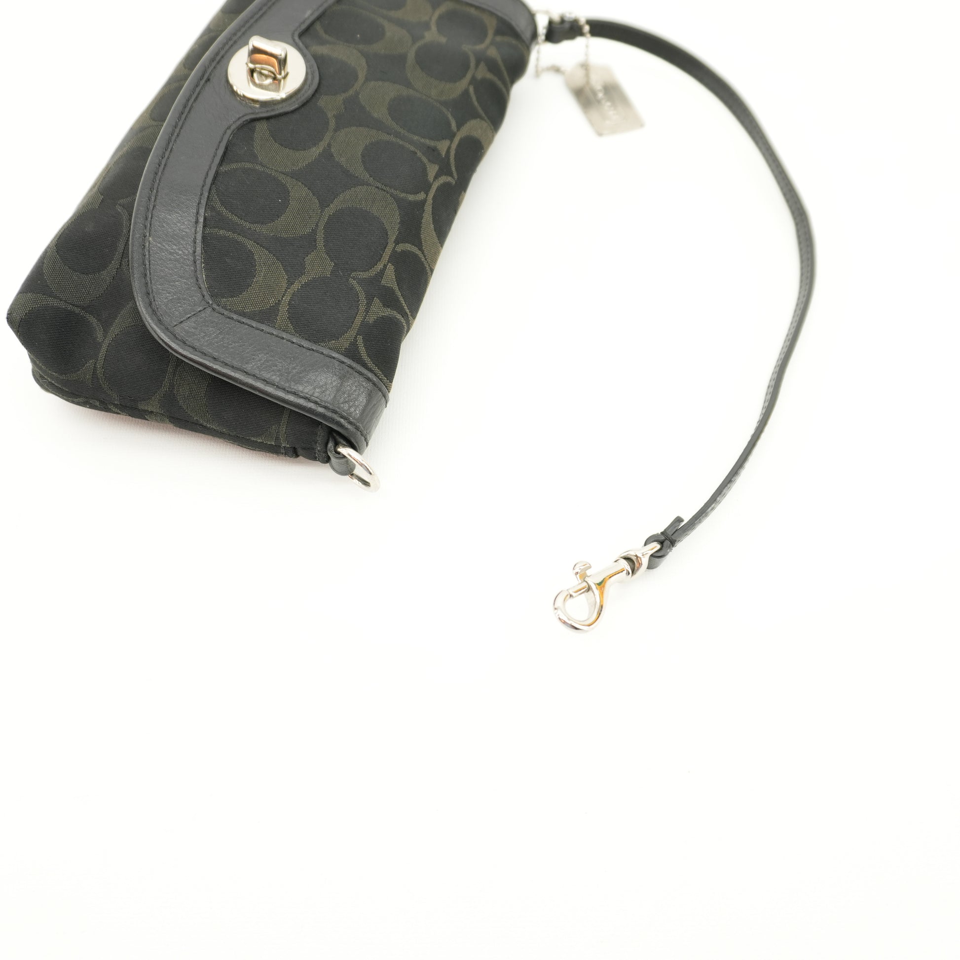 vintagecoachy2kcanvasmonogrampetiteshoulderpurse-9.jpg