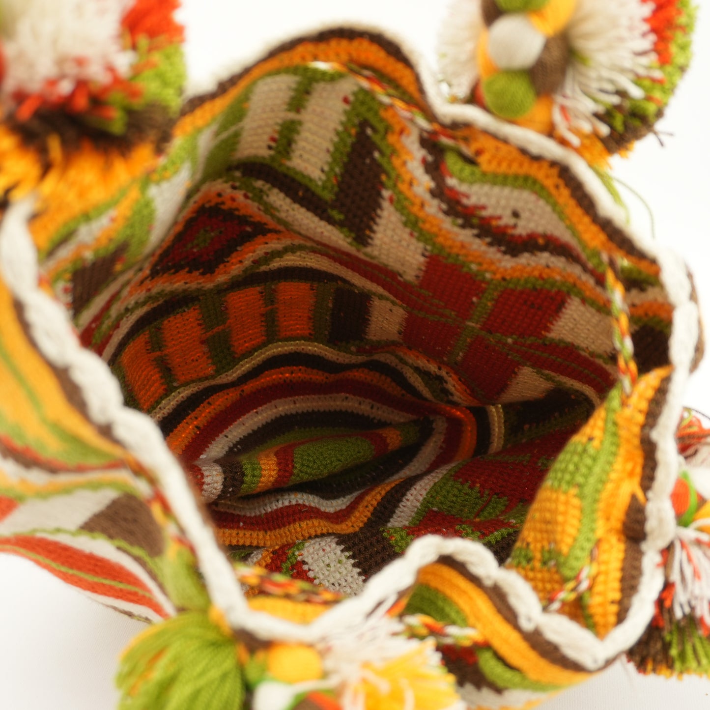 wovencolorfulwayuumochilashoulderbagpalmtasseltropicalvacationpursecrochetknithandmadebag-4.jpg