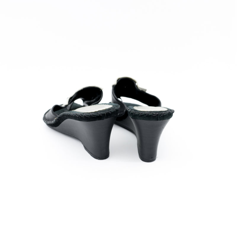 black-and-white-cat-face-wedge-sandals-4.jpg