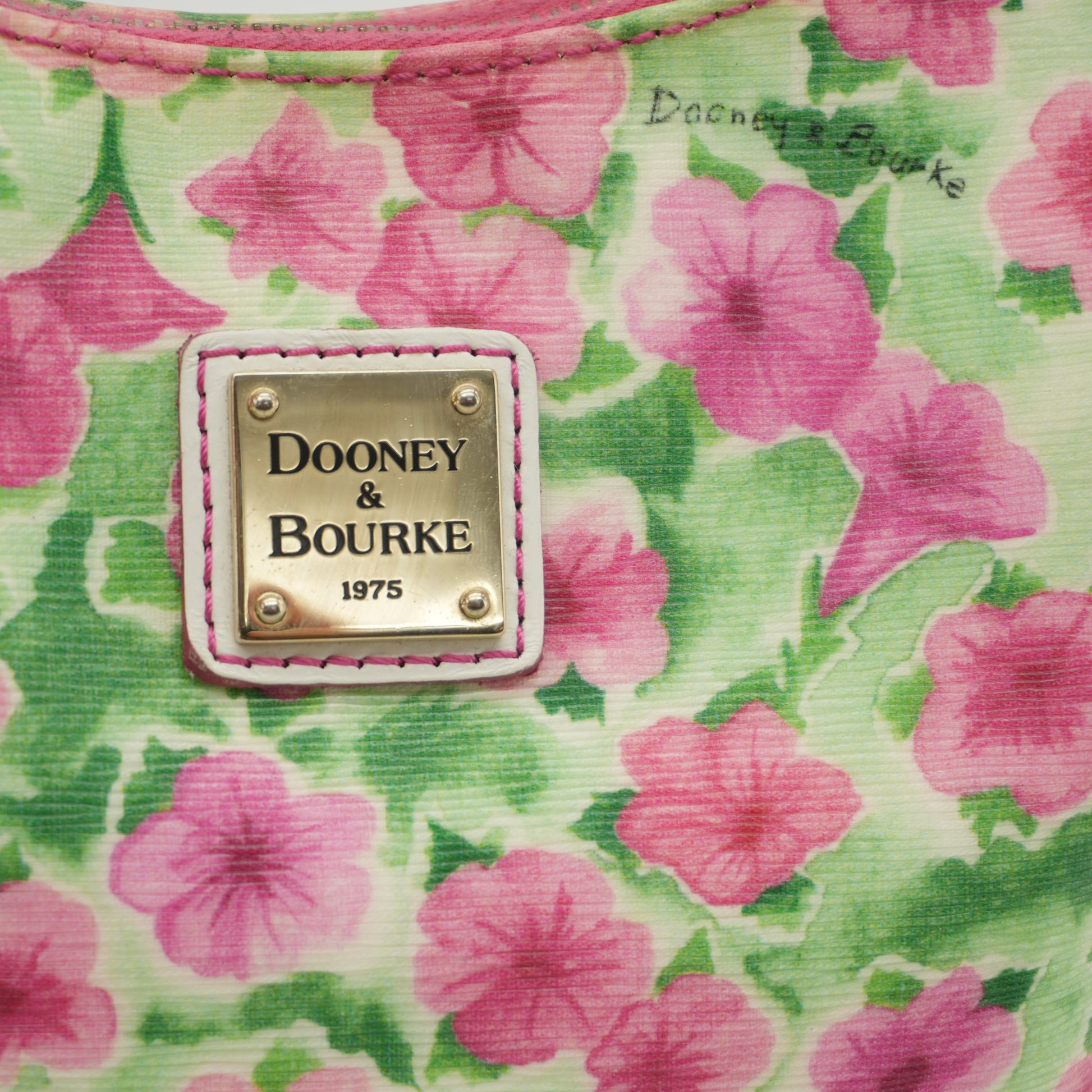 dooneybourkey2kfloralsatchelbagpinkgreenwhiteleathervintage-5.jpg