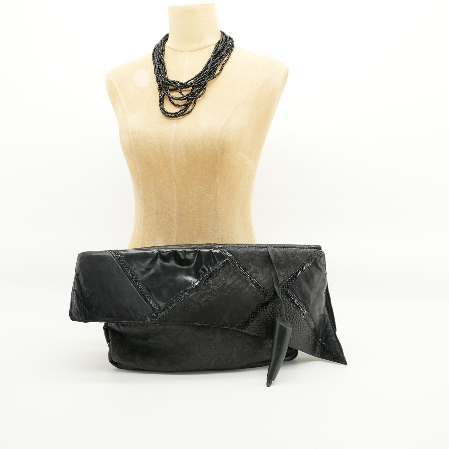 vintage-80s-glam-avant-garde-black-leather-paisley-patent-clutch-12.jpg
