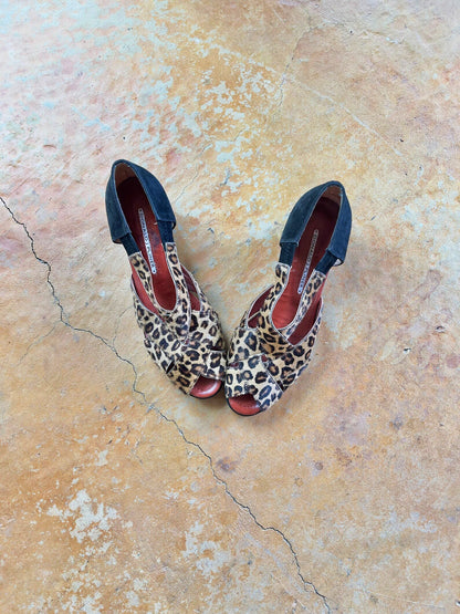 Couture Heels Size 9.5 DONALD PLINER  Leopard Sandals Wedges Spain Size 9 1/2