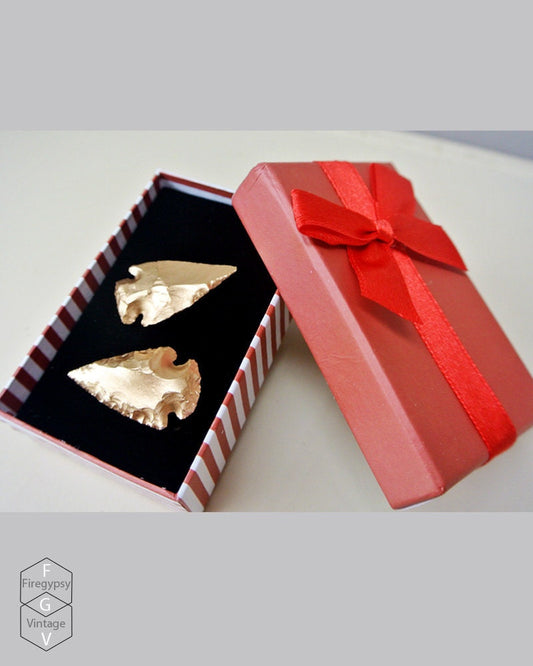 Arrowhead Earrings Native Tribal Spearhead Arrow Gold Flint Stone Studs