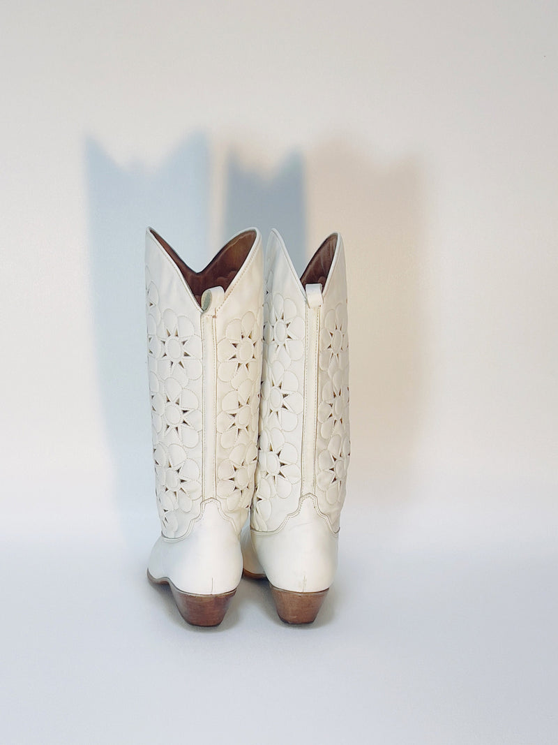 White Cowboy Boots Sz 6.5 CUTOUT Floral Sunshine Vintage Southwestern CHARLES DAVID Cowgirl Boots Leather Size 6 1/2