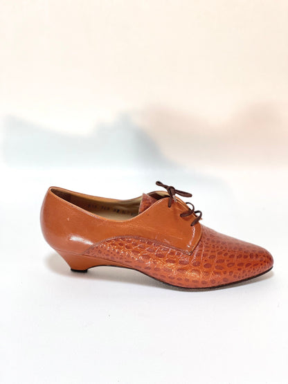 Leather loafers Size 7.5 Pointed Toe Lace up Ankle Booties Kitten Heel PUCCHI Flats Short Heels Sz 7 1/2