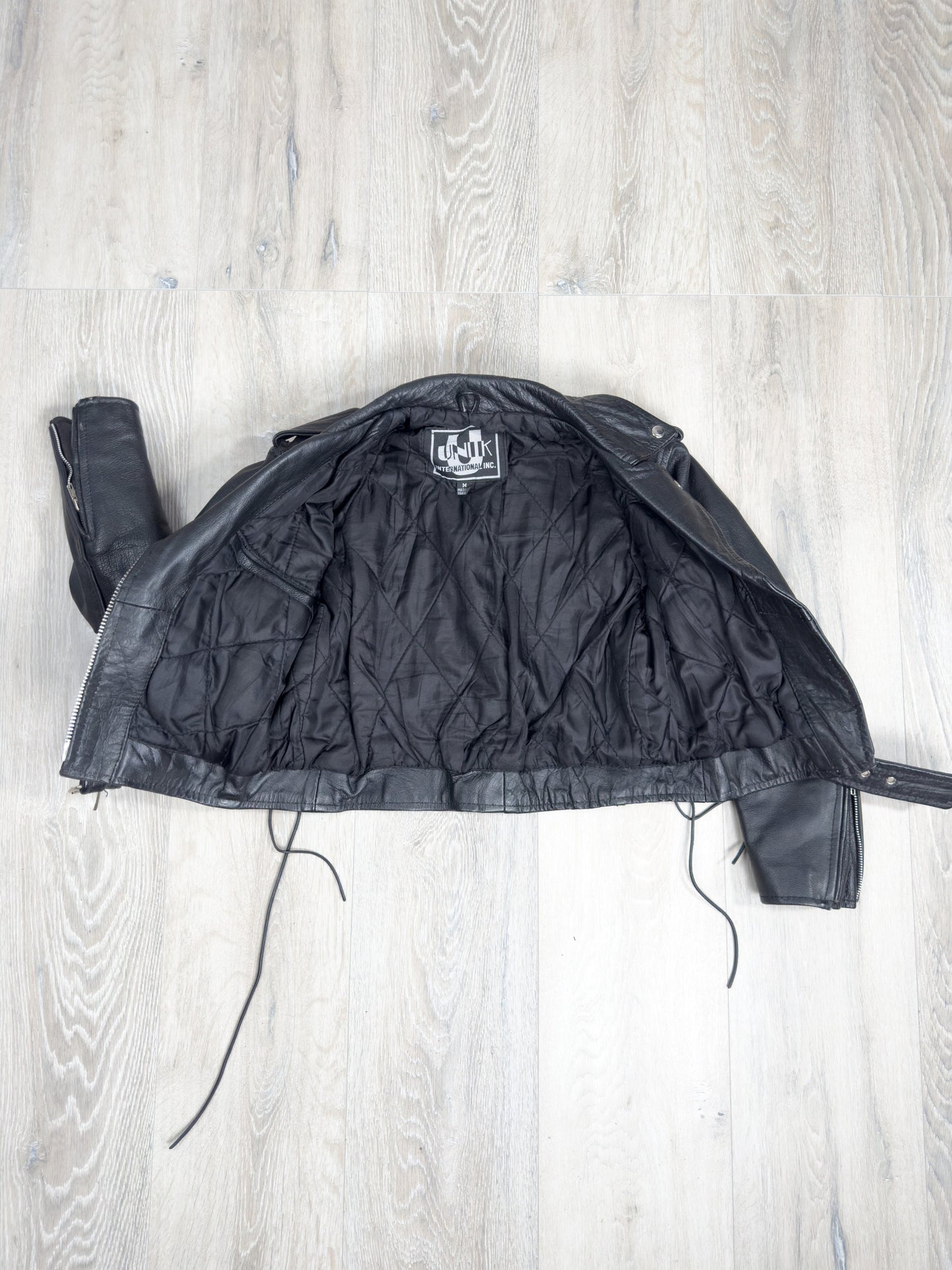 Vintage MOTO Leather Jacket Size Small Black Motorcycle Biker Cropped Jacket Sz. S