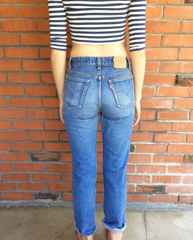 Vintage LEVI'S Boyfriend Jeans In Your Size Denim Levi Mid-High-Waist Vintage Distressed Jeans
