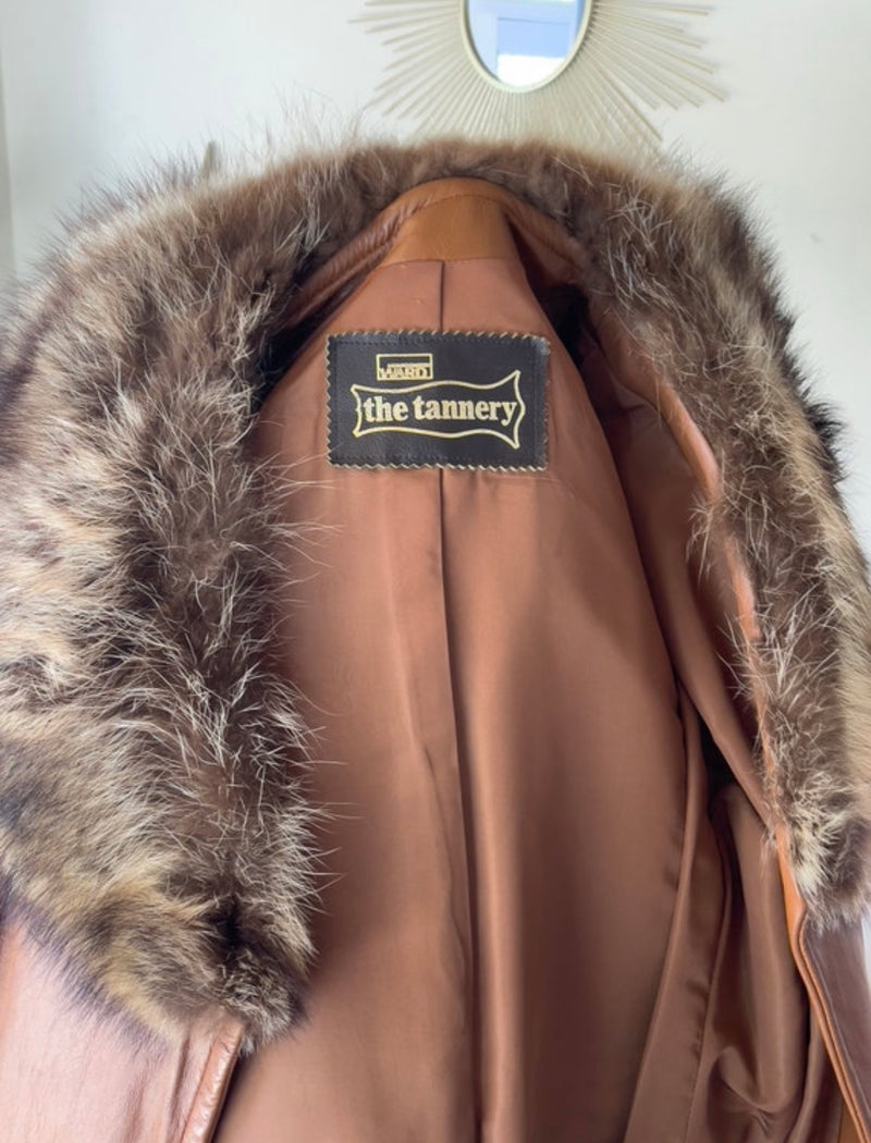 Vintage Leather Fur Coat Sz. M 1970s Chestnut Brown FUR Collar Jacket Size Medium
