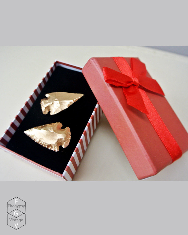 arrowhead earrings  native tribal spearhead arrow gold flint stone studs