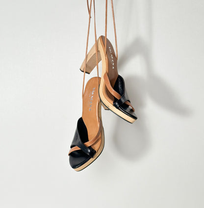 Vintage Leather Sandals Lace Up Wood Heels Made in ITALY Size 8